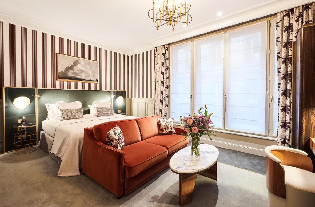 Executive Room - Image 1