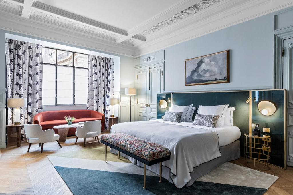 Junior Suite - Image 1
