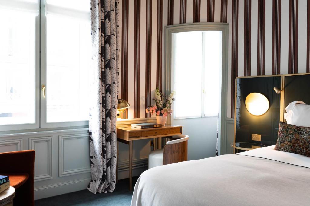Suite Salon - Image 1