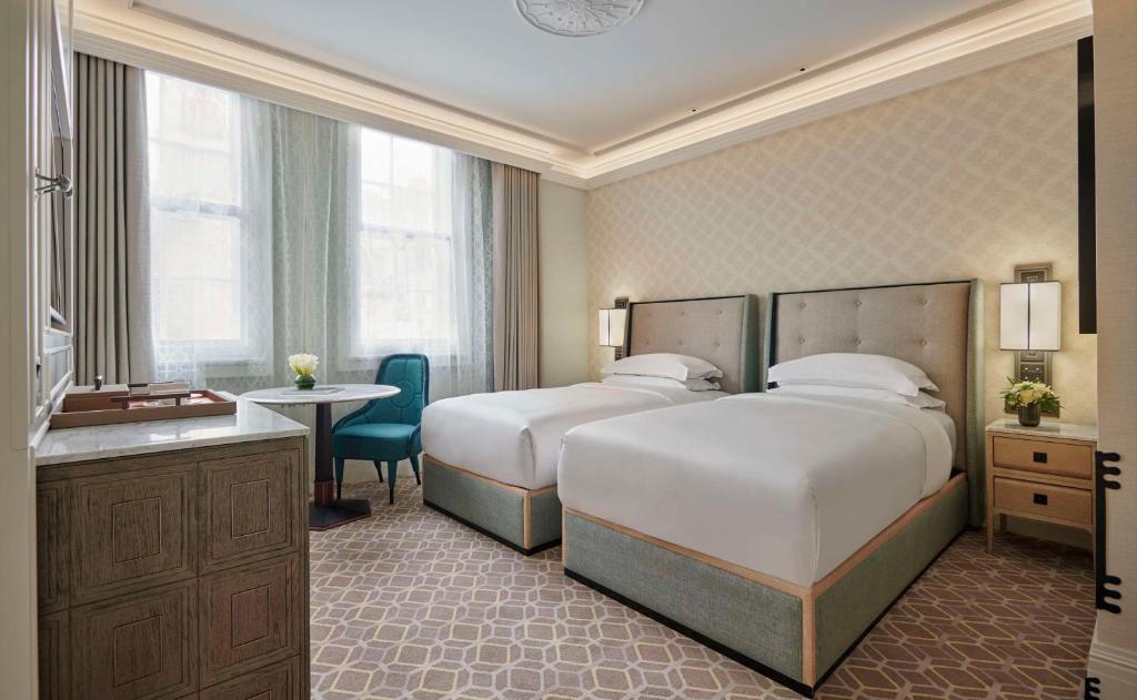 Twin Room - Image 3