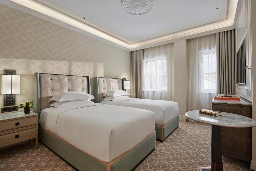 Twin Room - Image 4