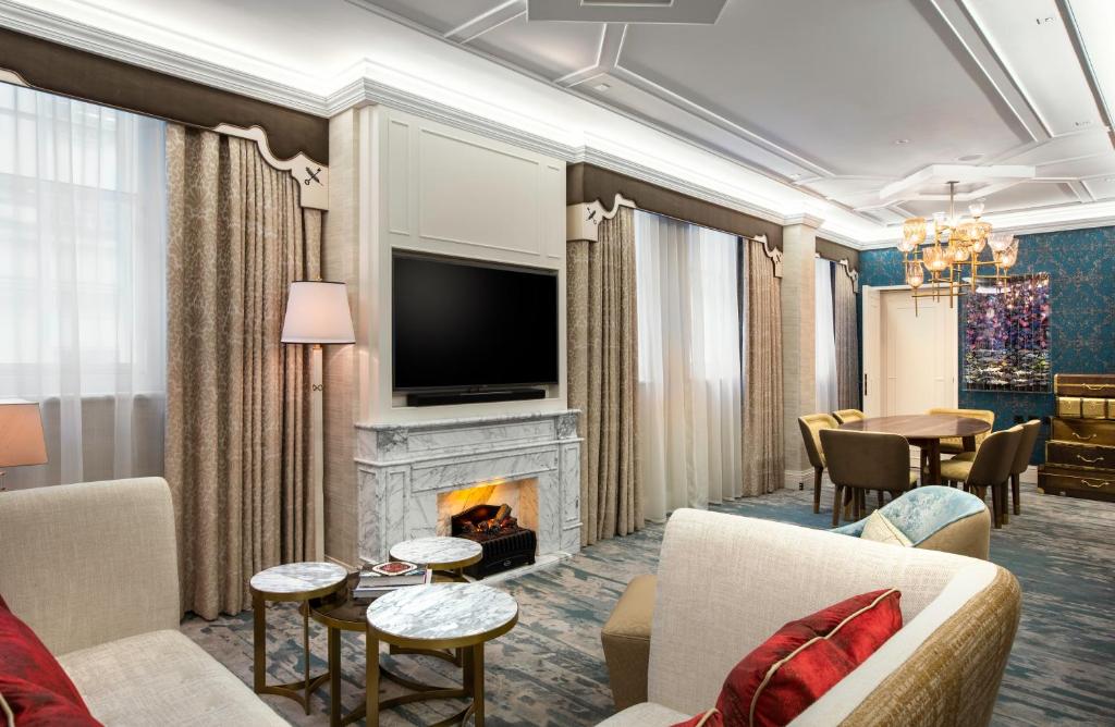 Two-Bedroom Suite - Image 3