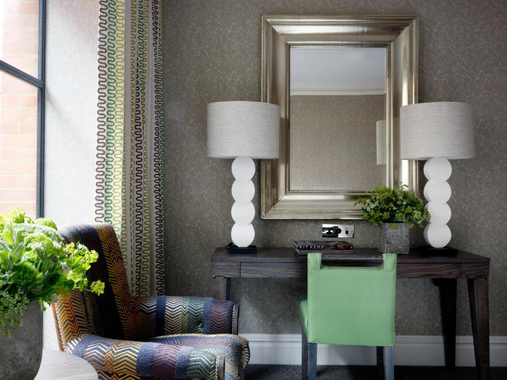 Luxury Room - Image 3