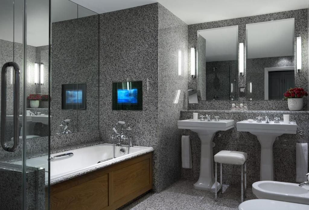 Deluxe Junior Suite - Image 4