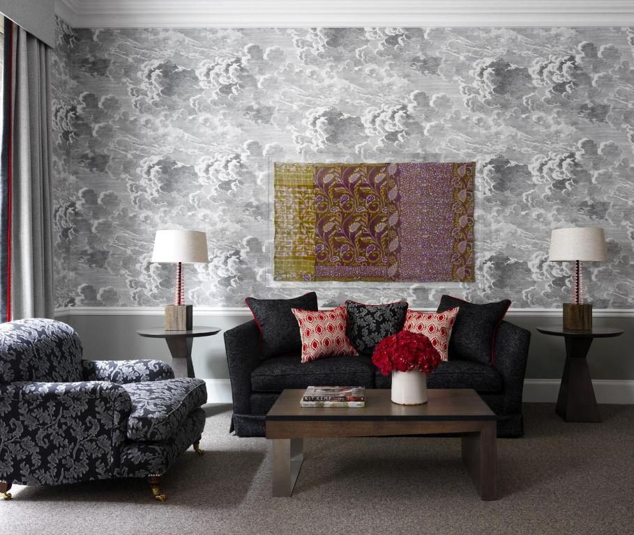 Junior Suite with Terrace - Image 2
