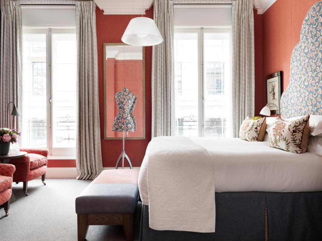 Luxury Room - Image 1