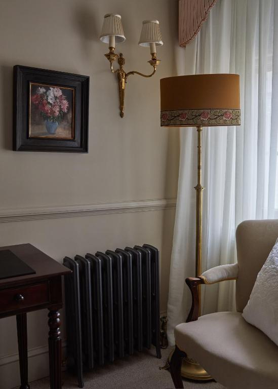 Superior Double or Twin Room - Image 2