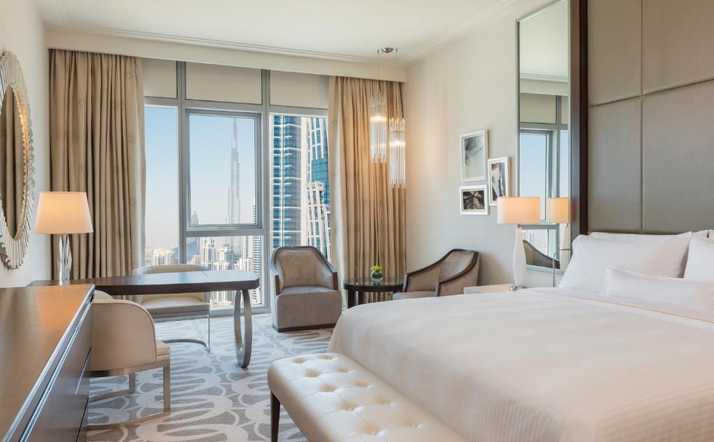 Deluxe King Room with View - Image 1