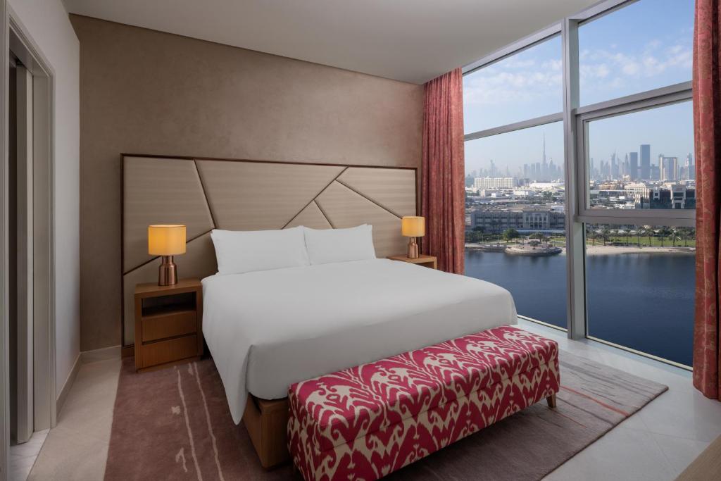 Two-Bedroom Apartment with Creek View - Image 8