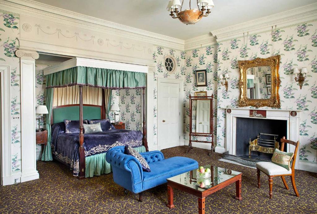 Junior Suite - Image 1