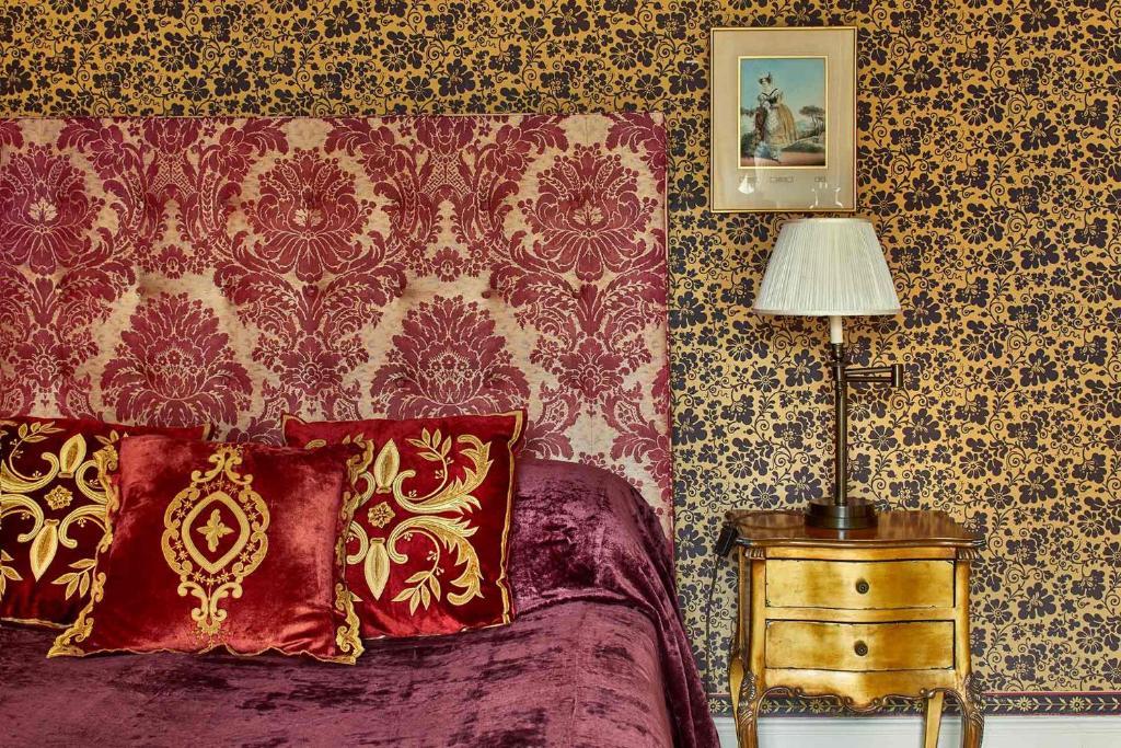 Junior Suite - Image 2
