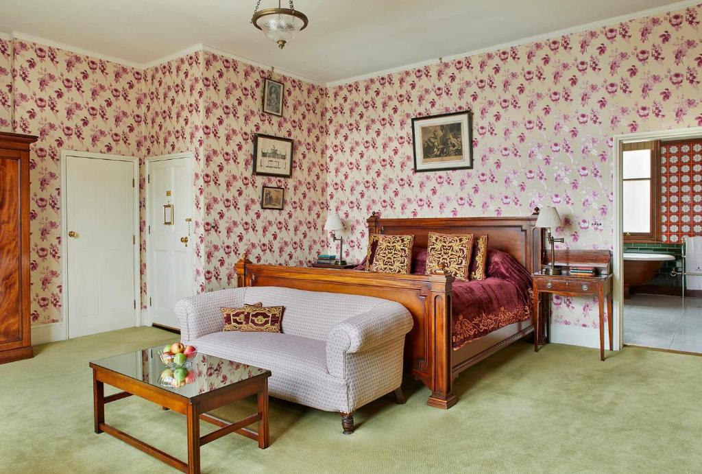 Superior Queen Room - Image 5