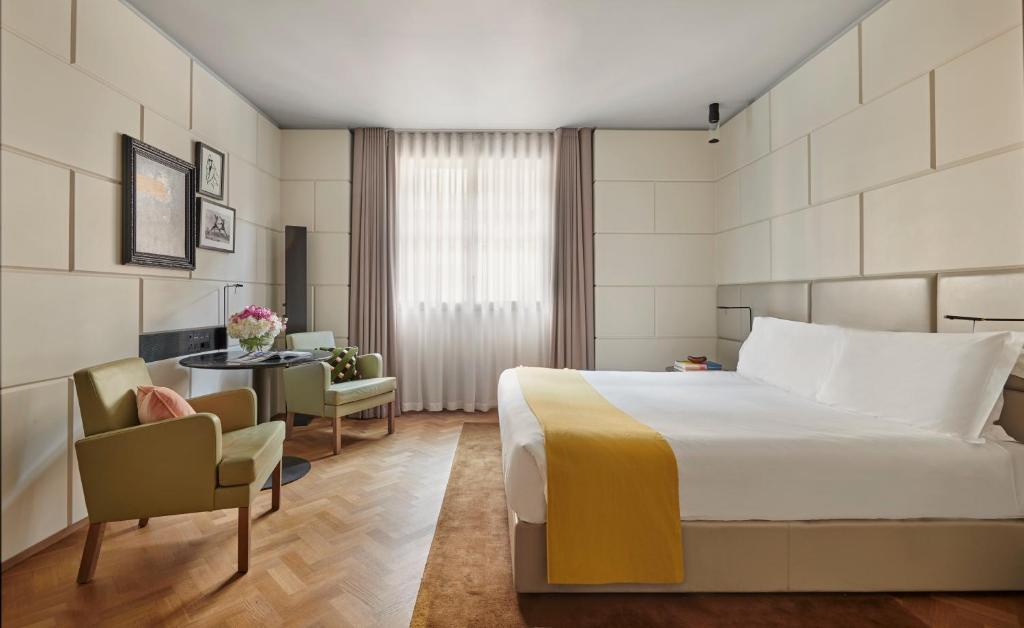 Grand Superior - Image 1