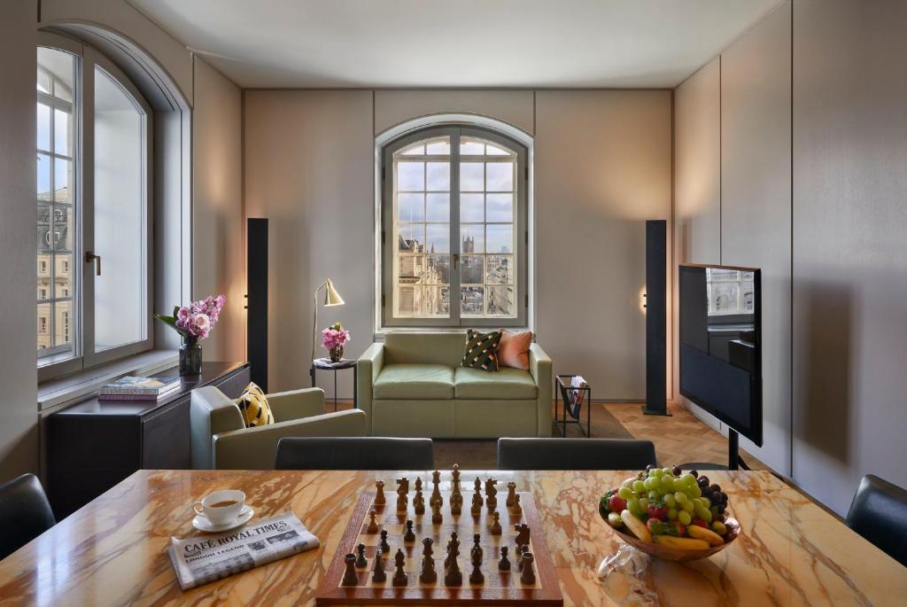 Regent Suite - Image 7