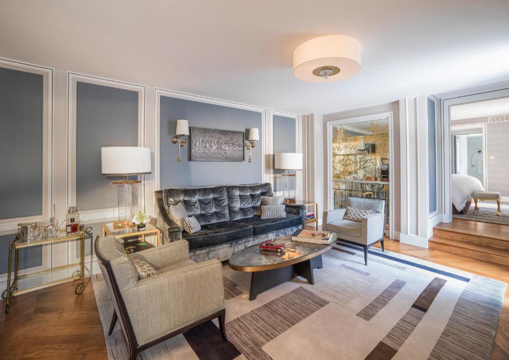 Grand Premier Suite - Image 1