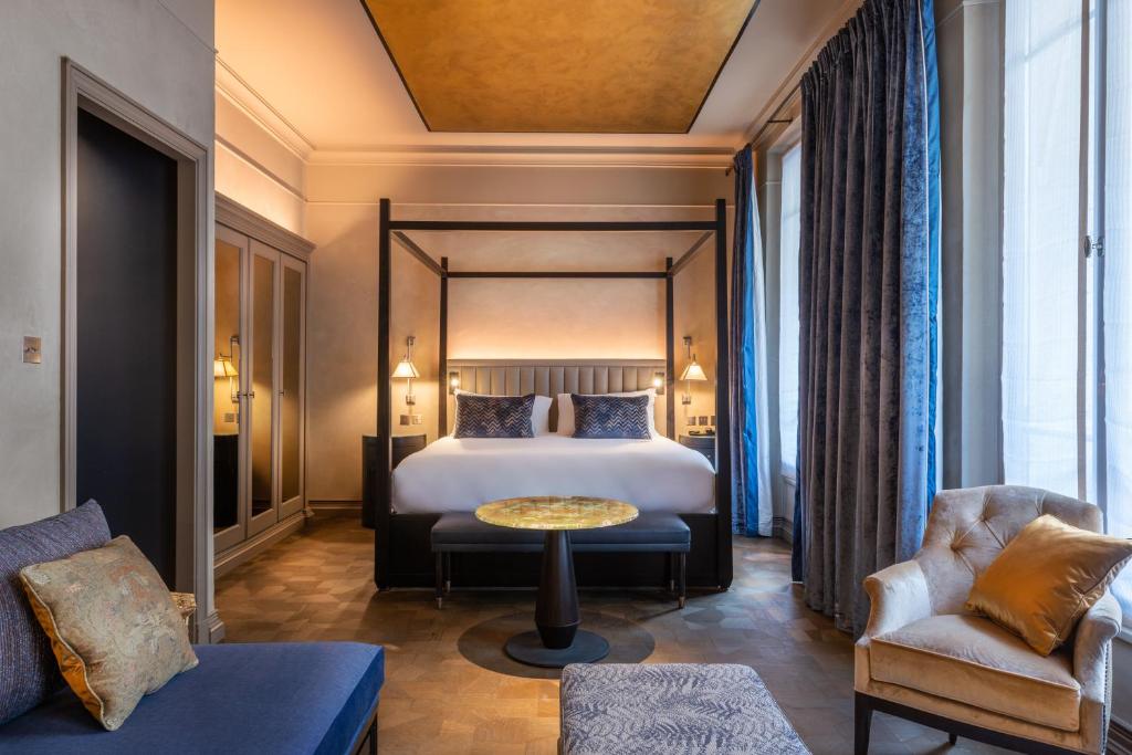 Junior Suite - Image 2