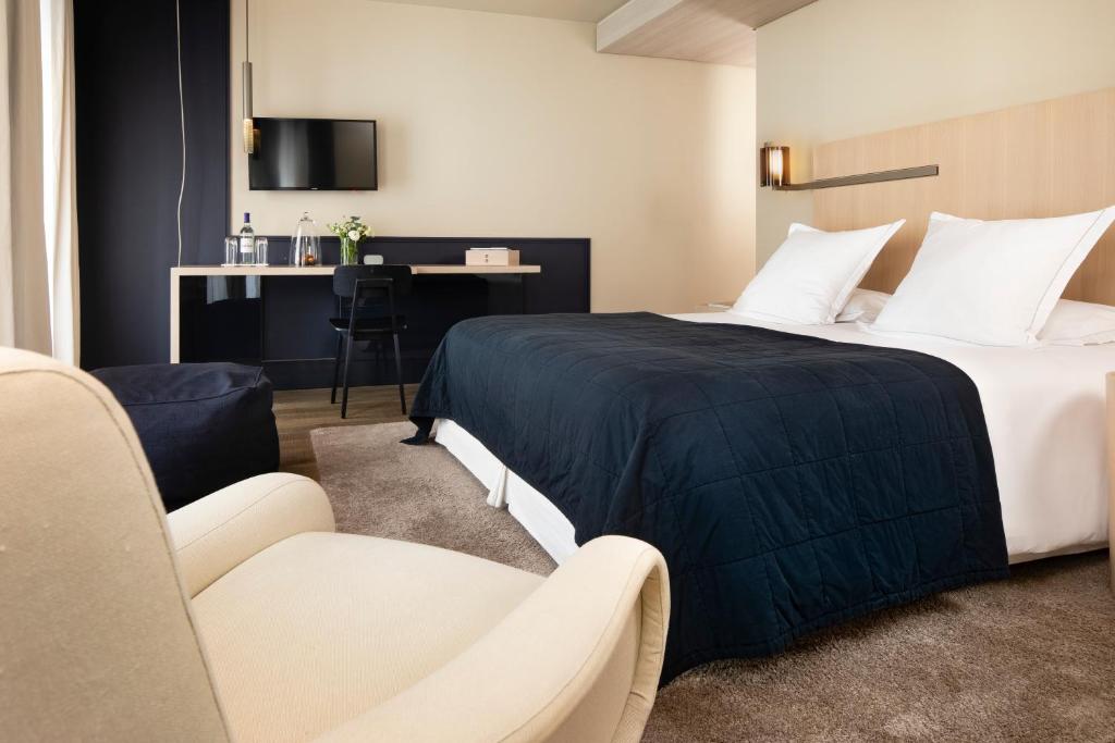 Prestige Room - Image 1