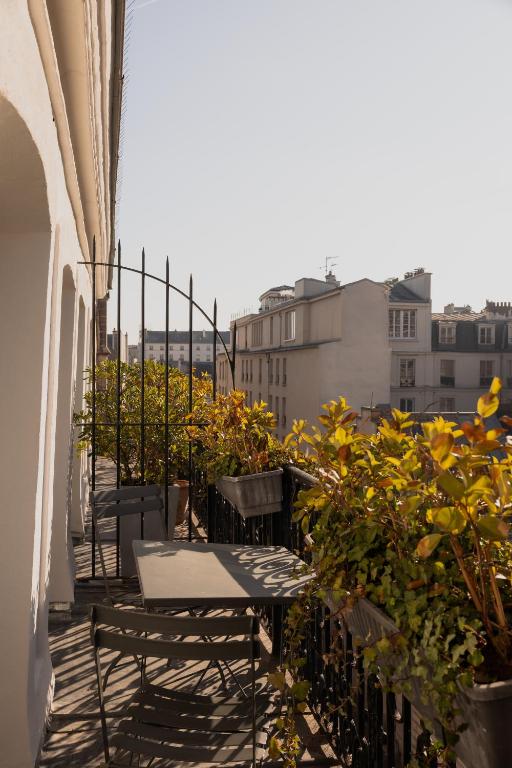 Prestige Room - Image 7