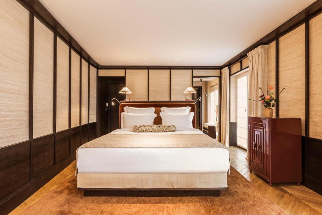 Prestige Room - Image 1