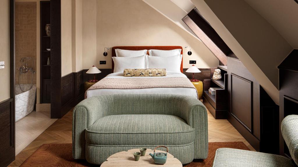 Suite - Image 2