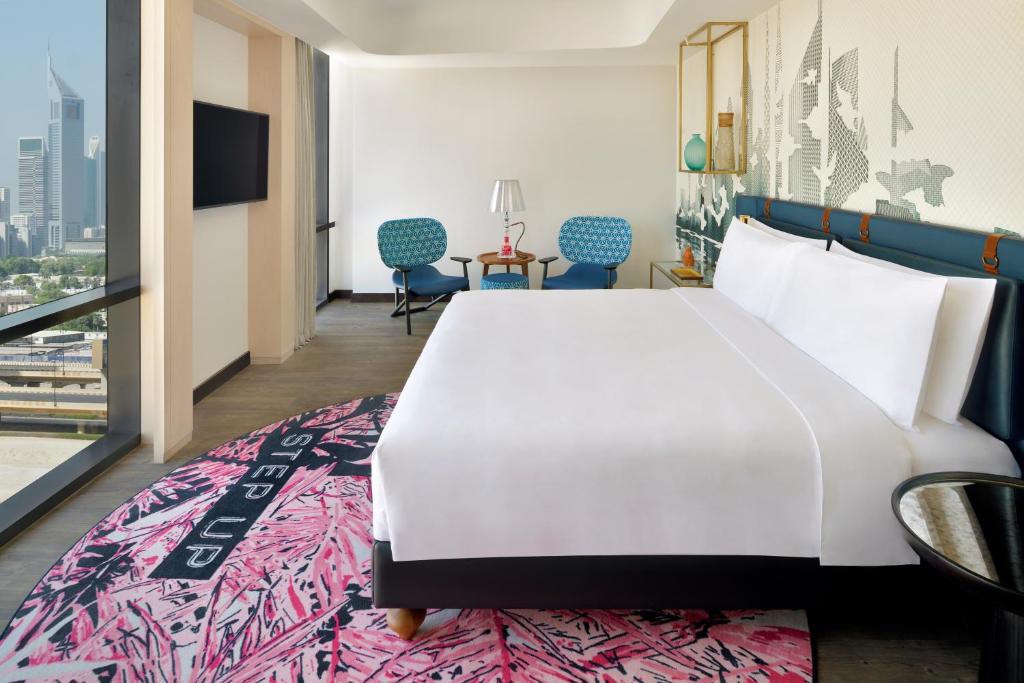 King Suite with Downtown View - Image 1