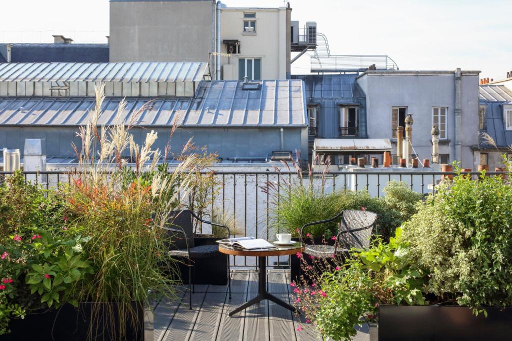 Suite with Terrace - Image 2