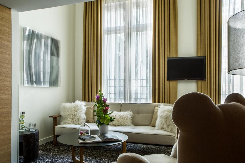 Junior Suite - Image 3