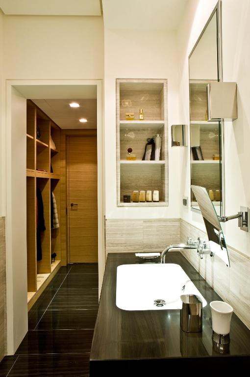 Prestige Suite - Image 4