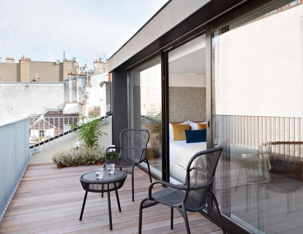 Junior Suite with Terrace - Image 1
