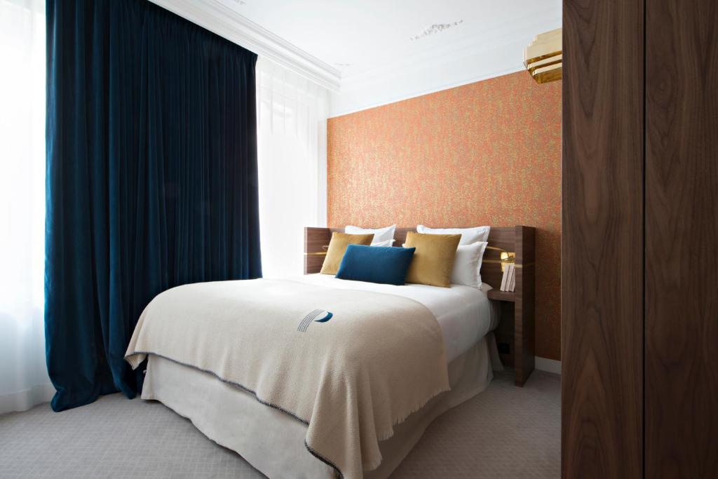 Superior Double Room - Image 2