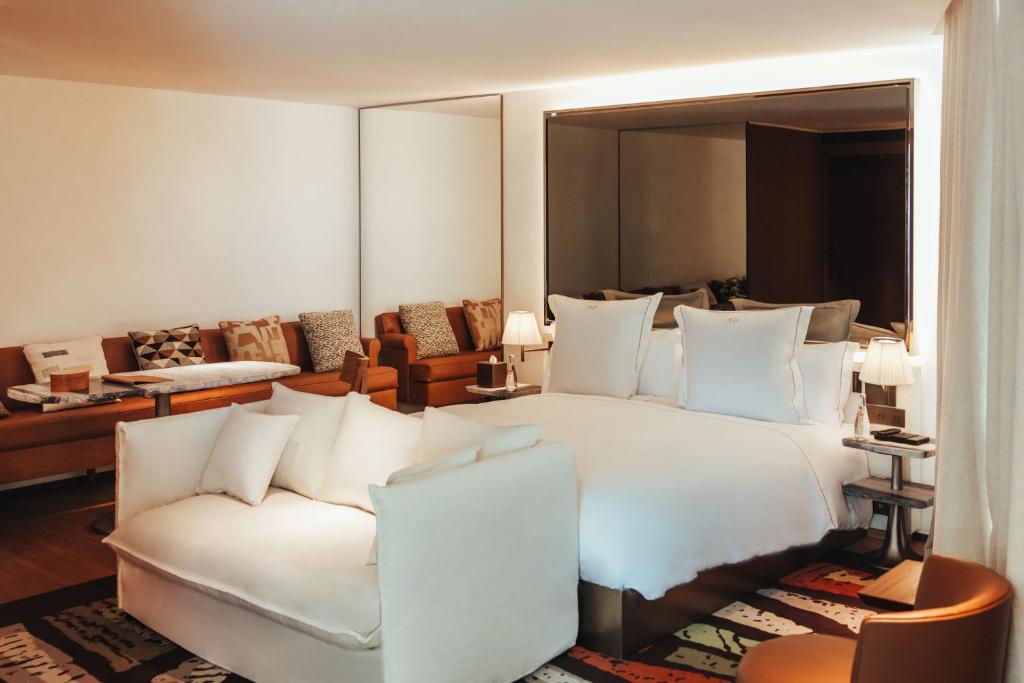 Prestige Junior King Suite - Image 4