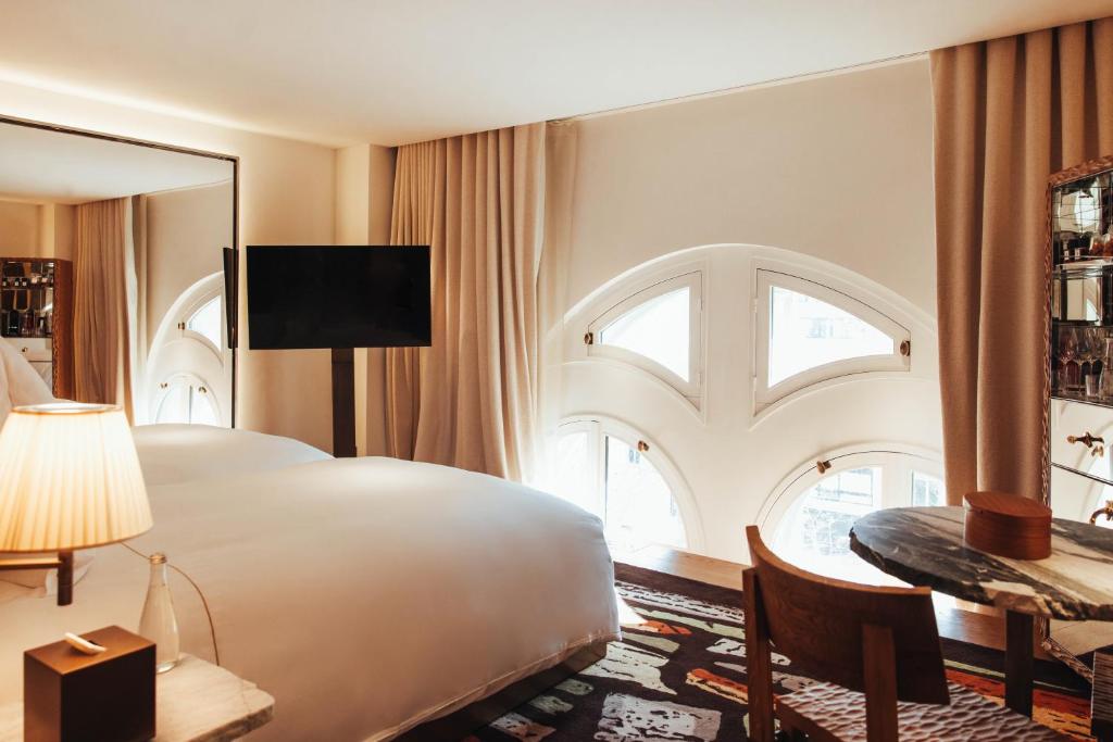 Prestige Twin Room - Image 3