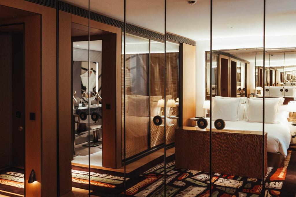 Winter Garden Suite - Image 3