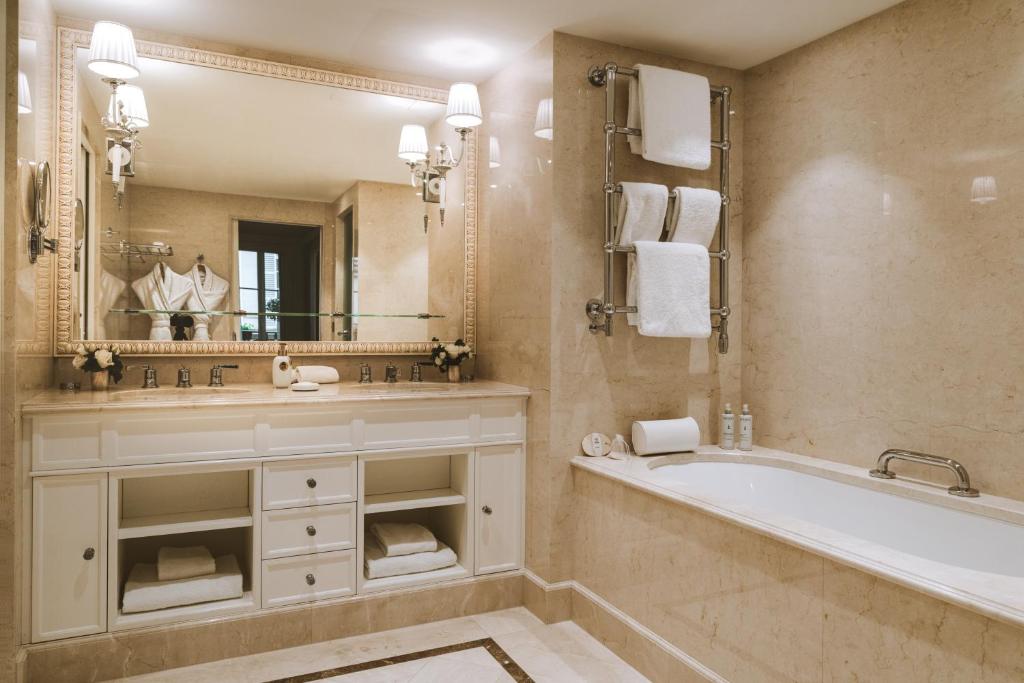 Suite Elysée - Image 2