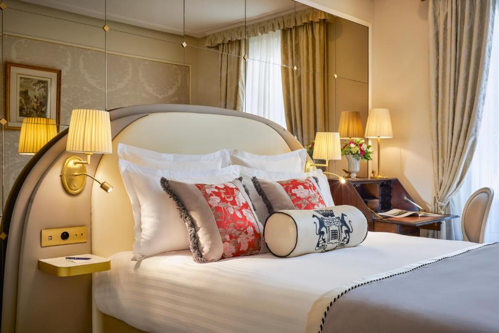 Superior Single Room - Image 1