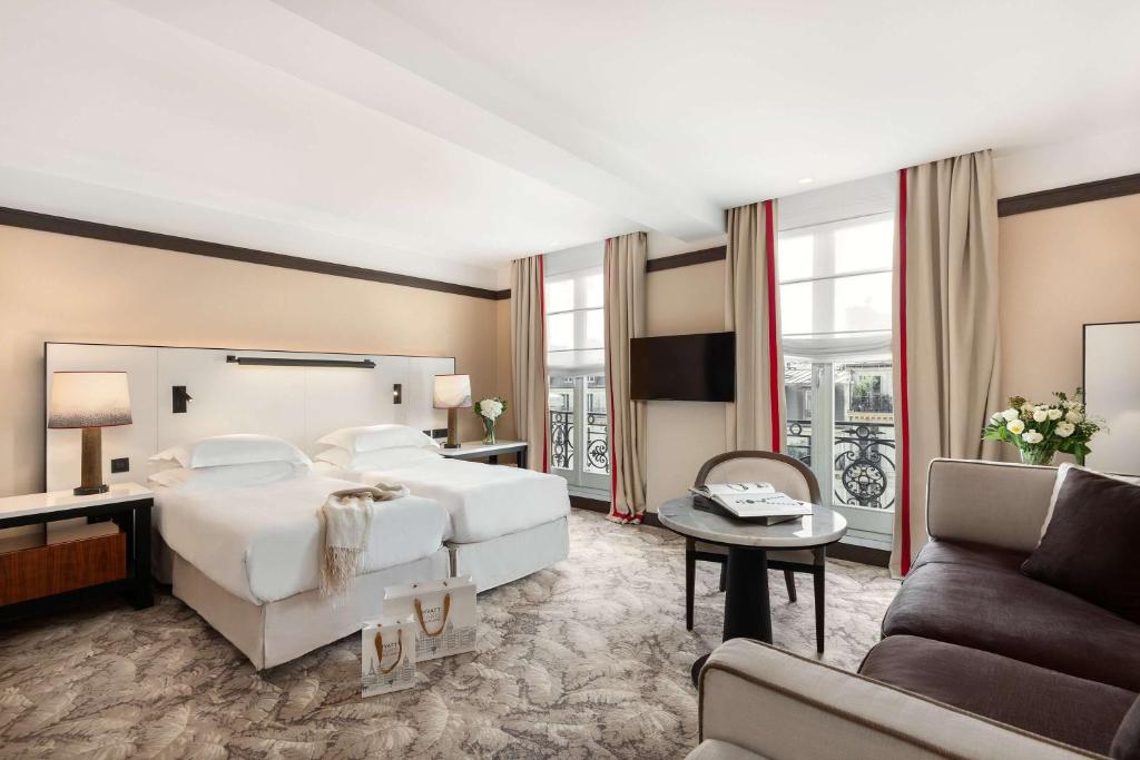 Junior Twin Suite - Image 2