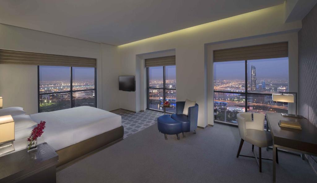 Hyatt Regency Creek Heights Residences