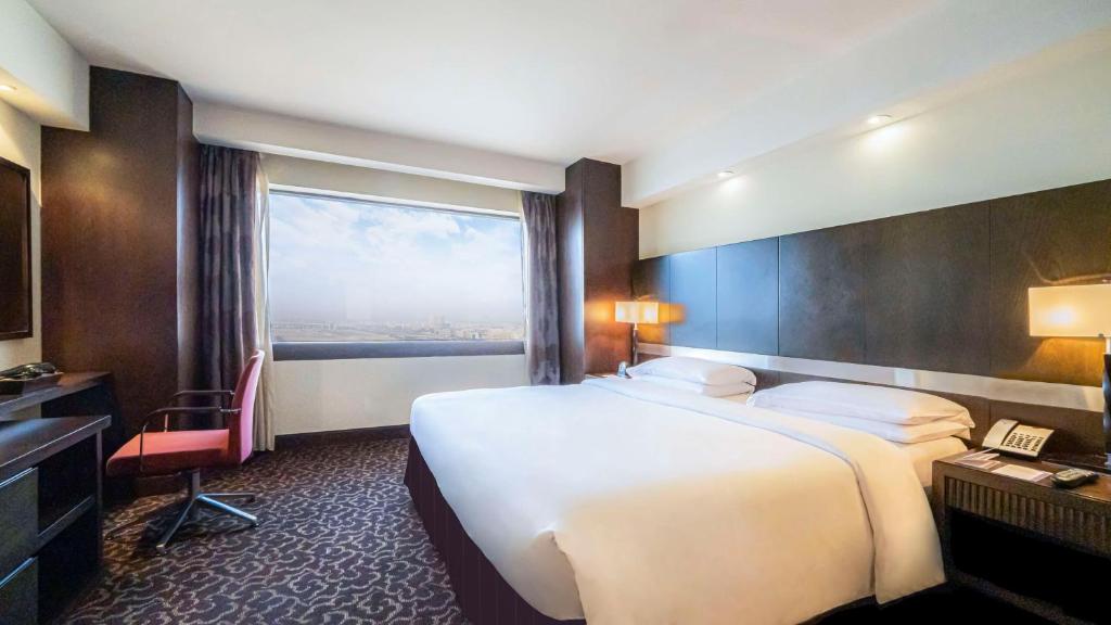 King Suite - Image 4