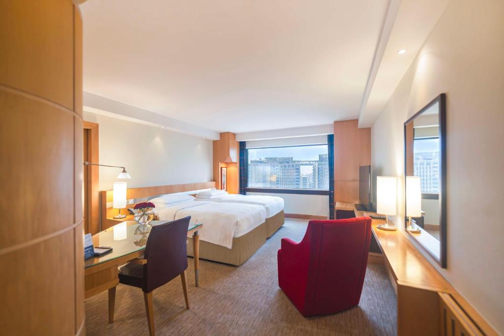 Twin Room - Image 4