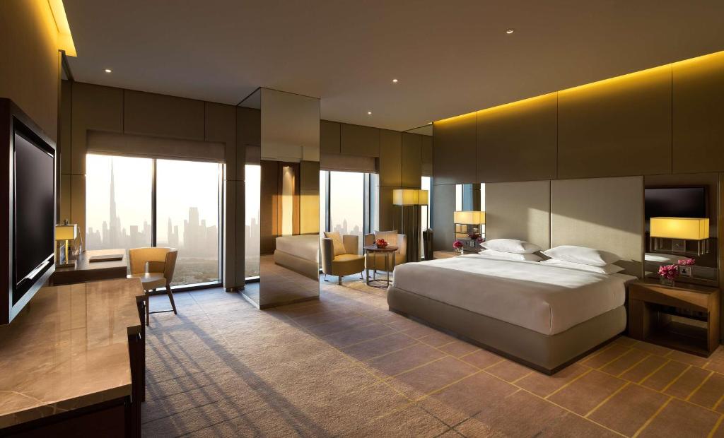 Twin Room - Club Access - Image 2