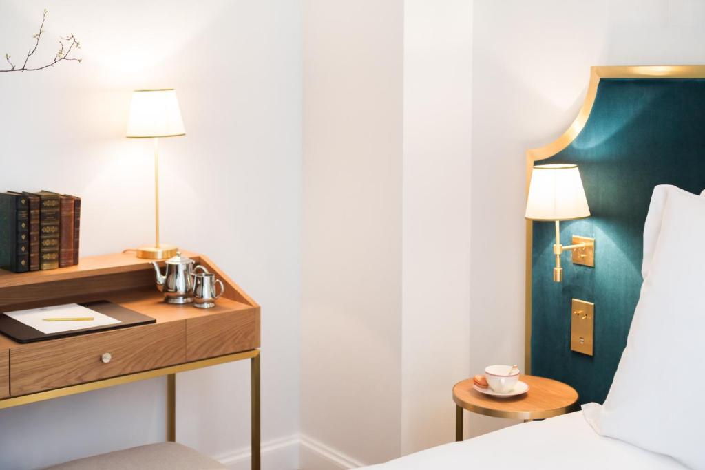 Deluxe Double or Twin Room - Image 3