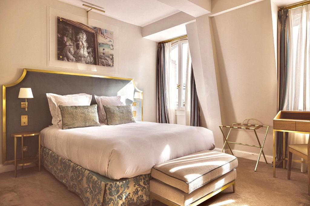 Superior Double or Twin Room - Image 1