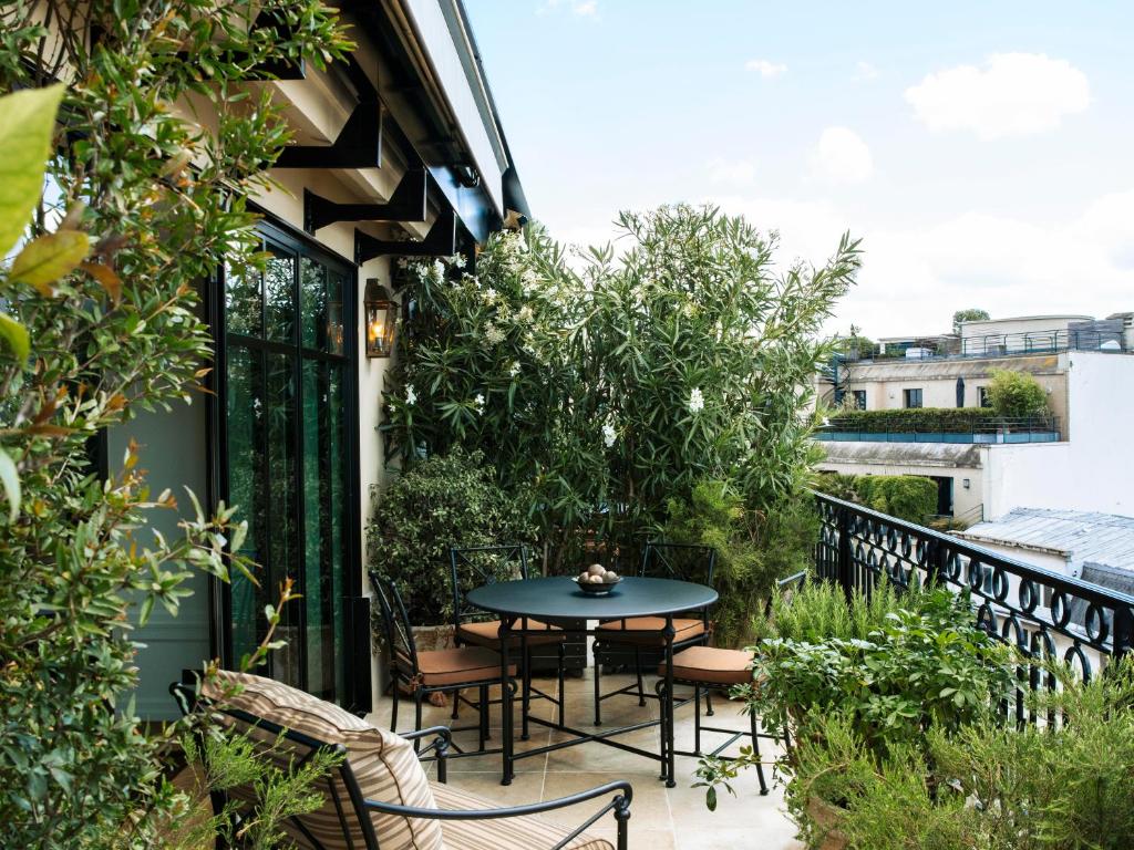 Suite Paris Sky - Image 3
