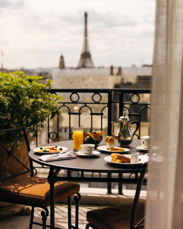 Suite Paris Sky - Image 5