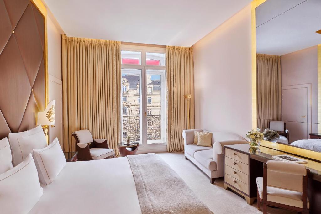 Champs-Elysées Prestige Room - Image 1