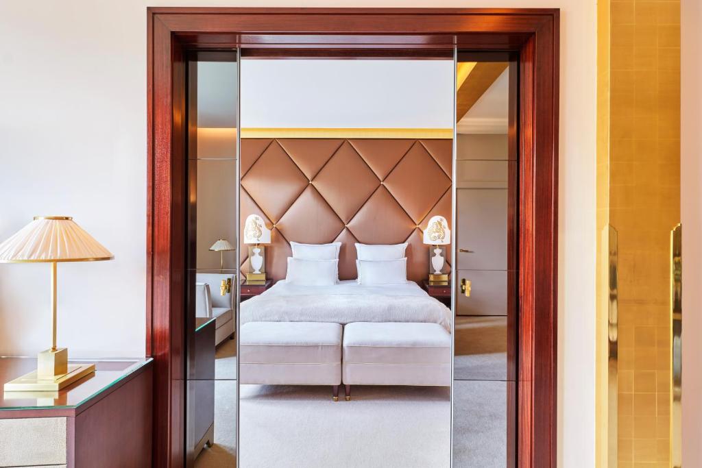 Suite - Image 2