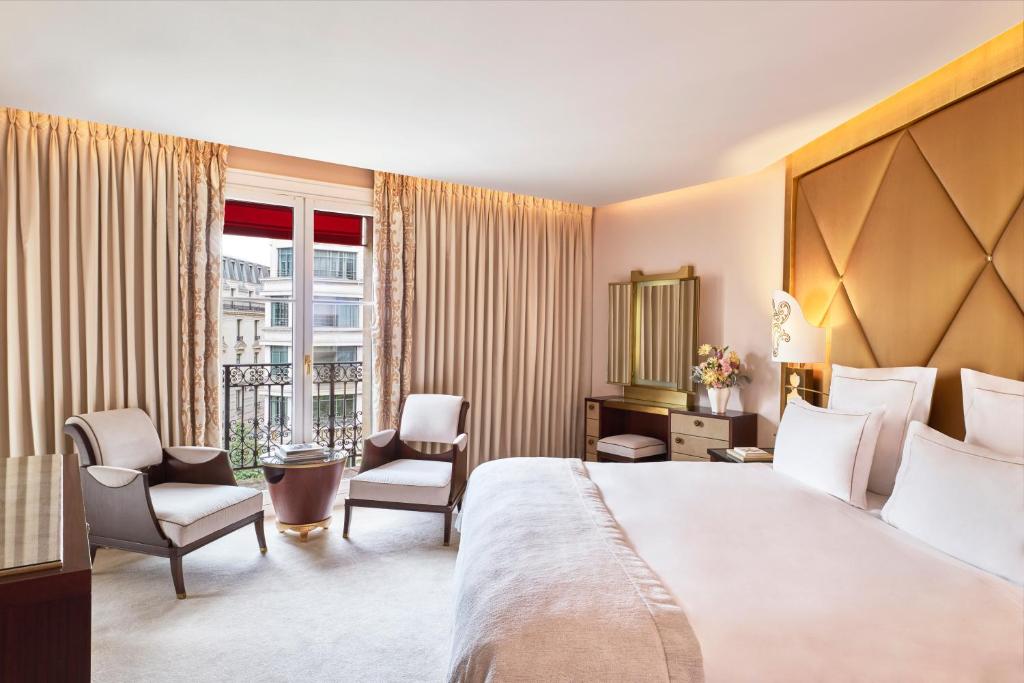 Superior Suite - Image 2