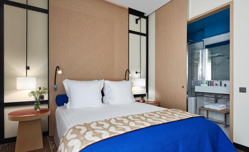 Deluxe Room with Spa & Fitness Access - Image 2