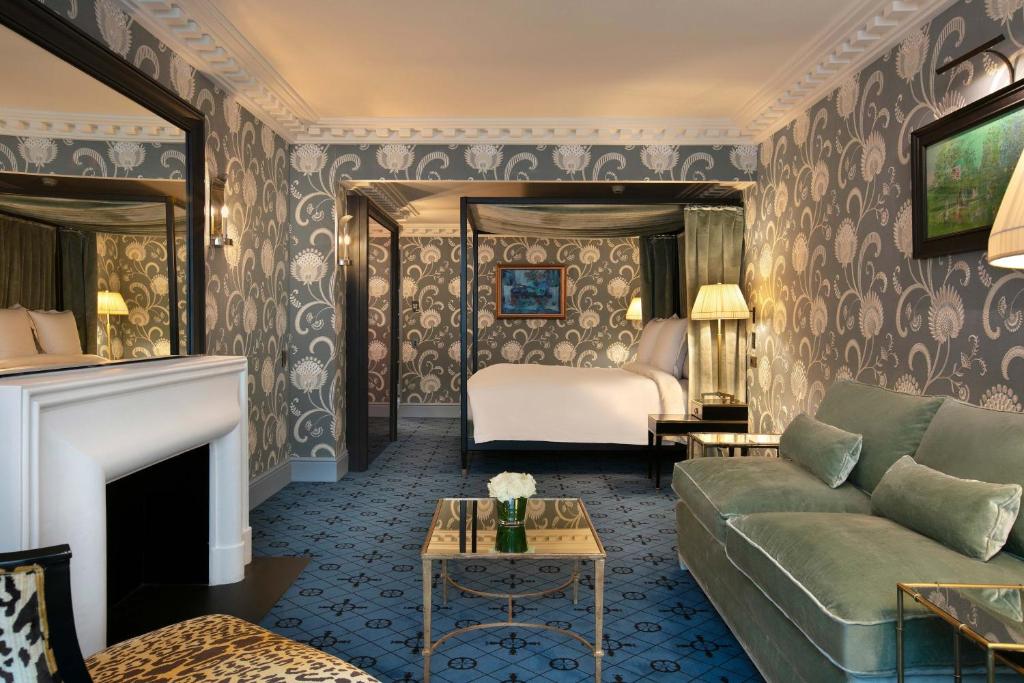 Junior Suite, 1 King - Image 1
