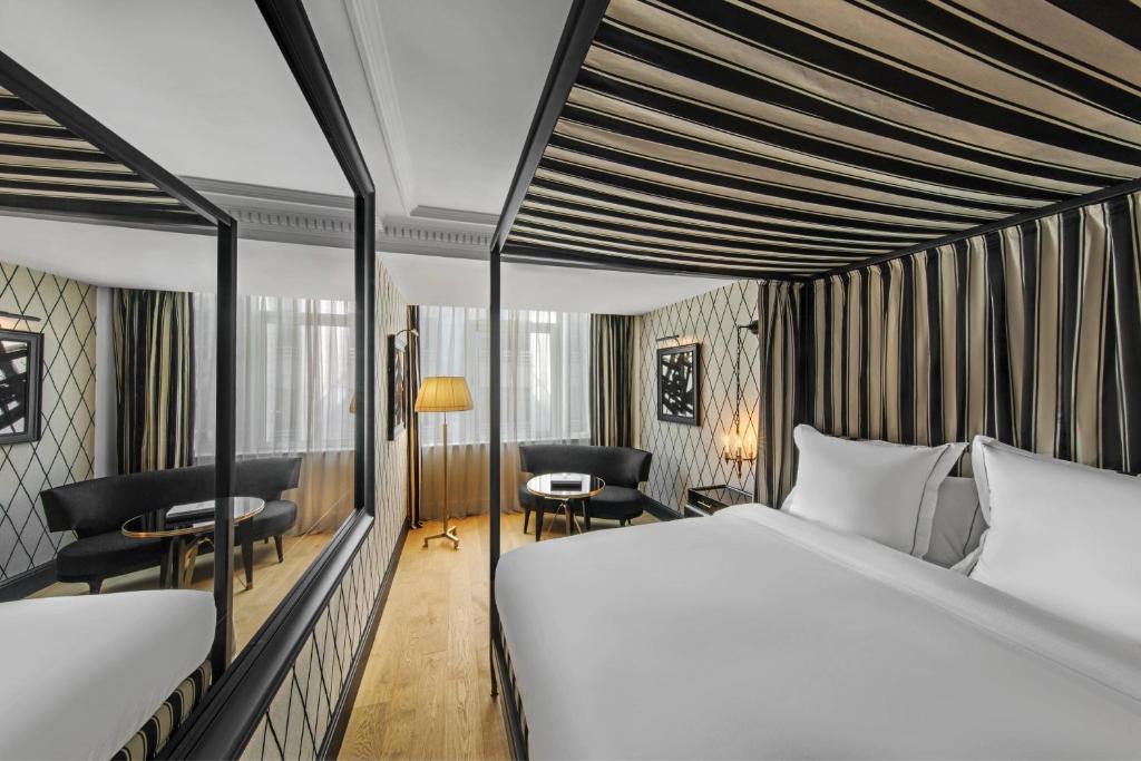 Superior, Guest room,1 Queen - Image 14